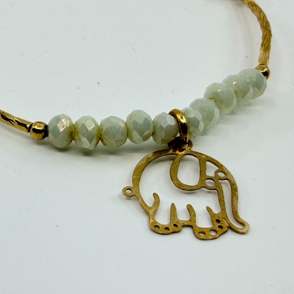 Y2K Gold Tone Elephant Charm Stretch‎ Bracelet Iridescent White Beaded Boho 90s